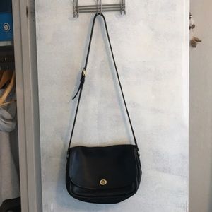 Vintage Coach Turnlock Crossbody Bay